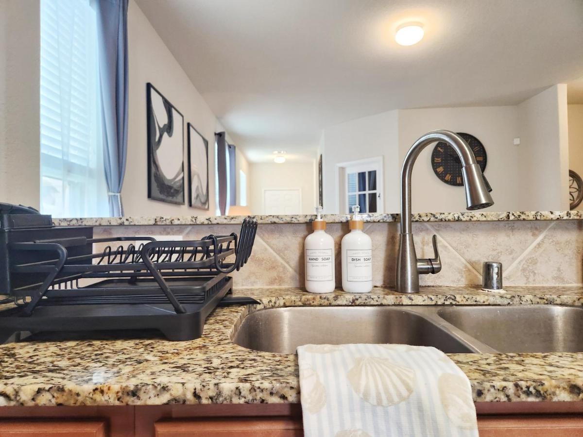 4 Bedroom Home Near Downtown Med Center Nrg Stadium Pearland Skyview Long By Ion Rentals Houston Dış mekan fotoğraf