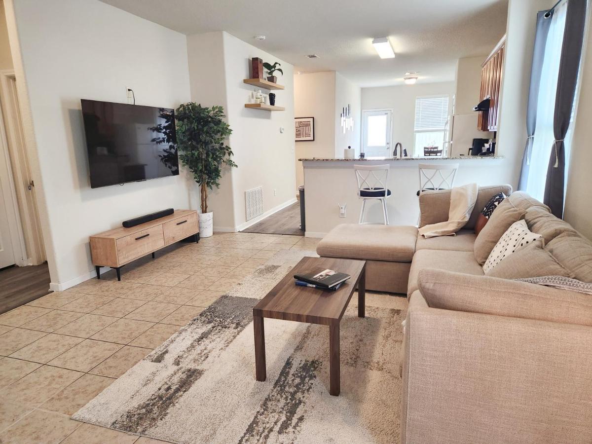 4 Bedroom Home Near Downtown Med Center Nrg Stadium Pearland Skyview Long By Ion Rentals Houston Dış mekan fotoğraf